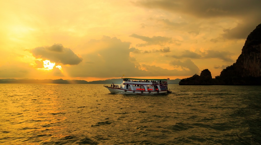Sunset dinner cruise Phang Nga Bay